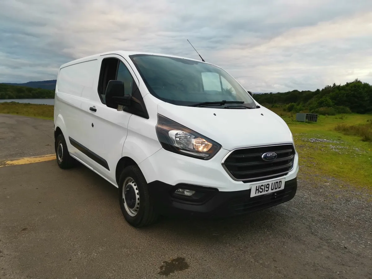 Ford Transit Custom 2019 - Image 2