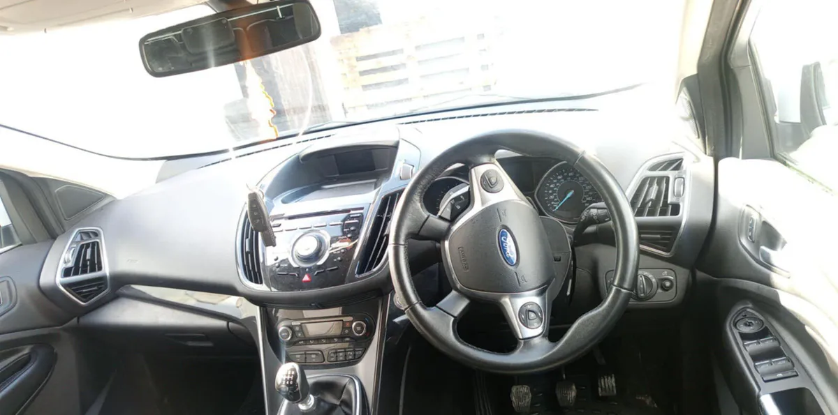 2016 FORD KUGA 2.0 DIESEL FOR BREAKING - Image 3