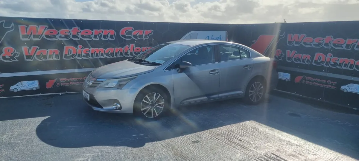 142 Toyota Avensis 2.0 d4d for dismantling