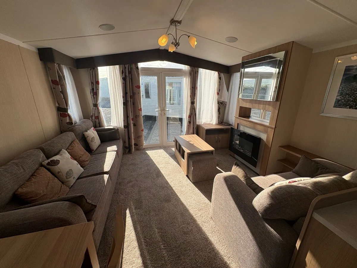 Swift Bordeaux Exclusive - Image 3