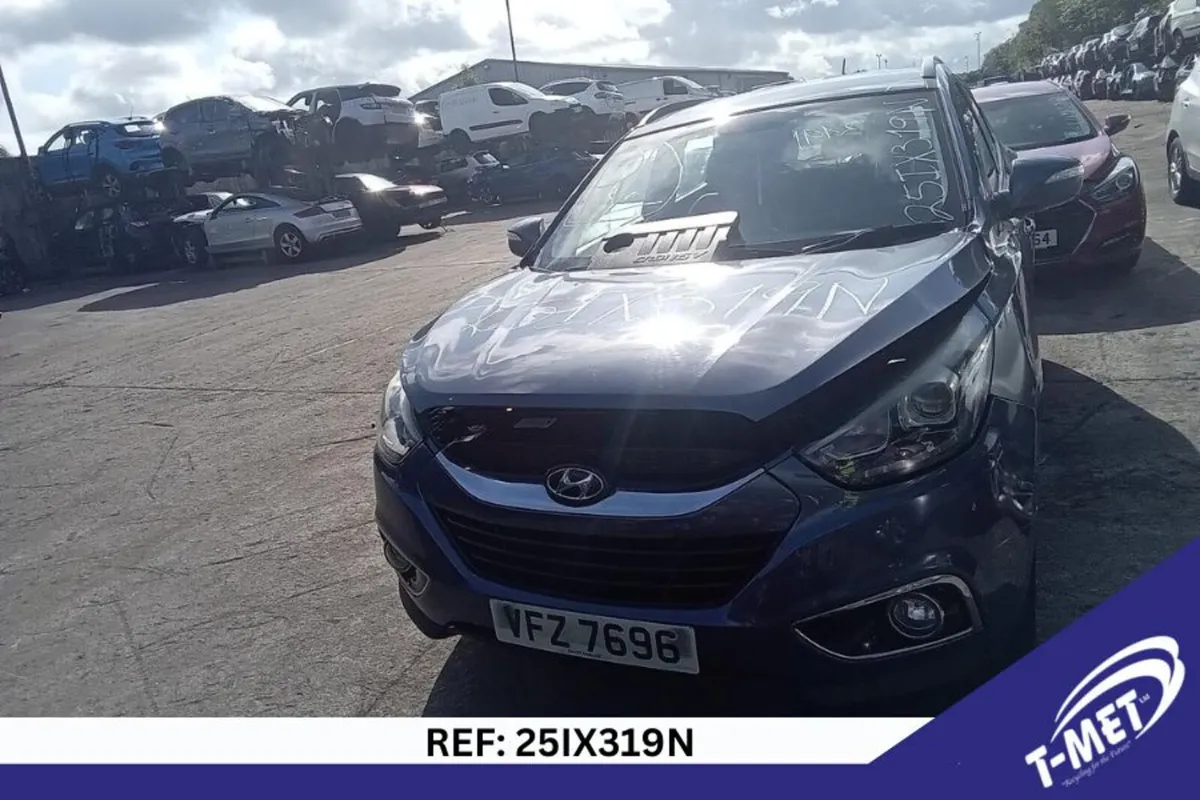 2012 HYUNDAI IX35 BREAKING FOR PARTS - Image 2