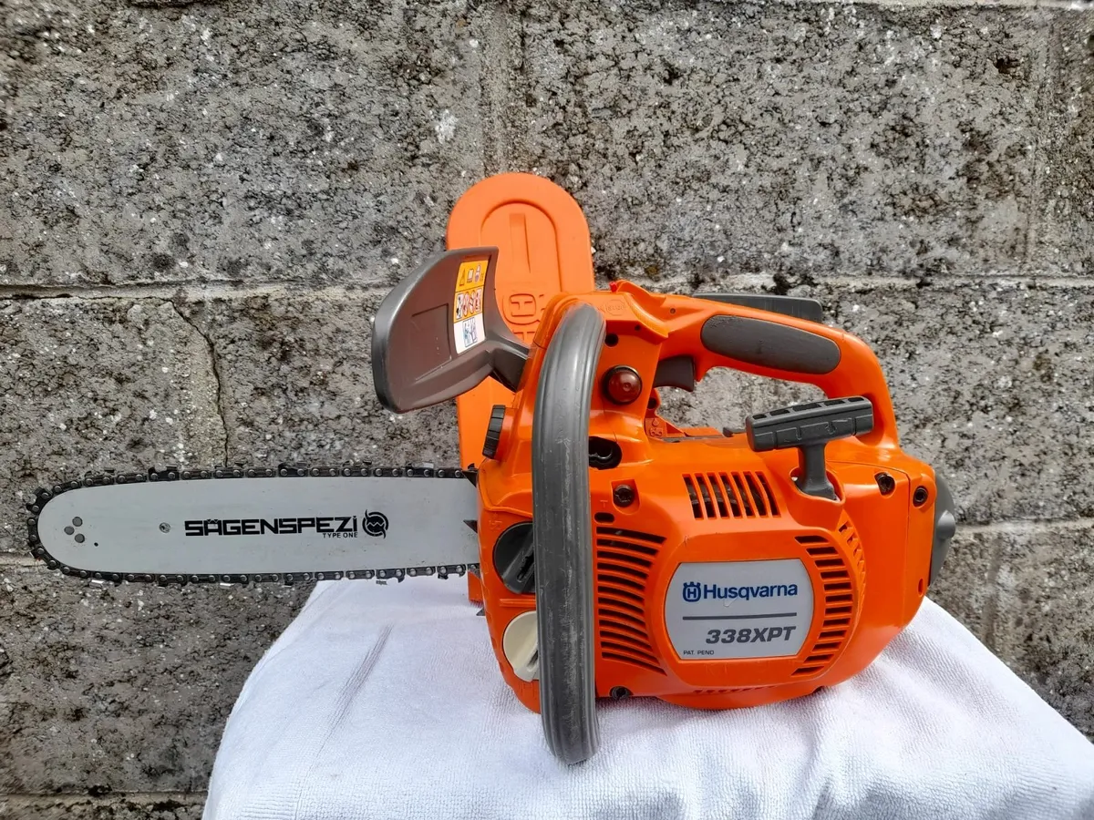 selling chainsaw - Image 1