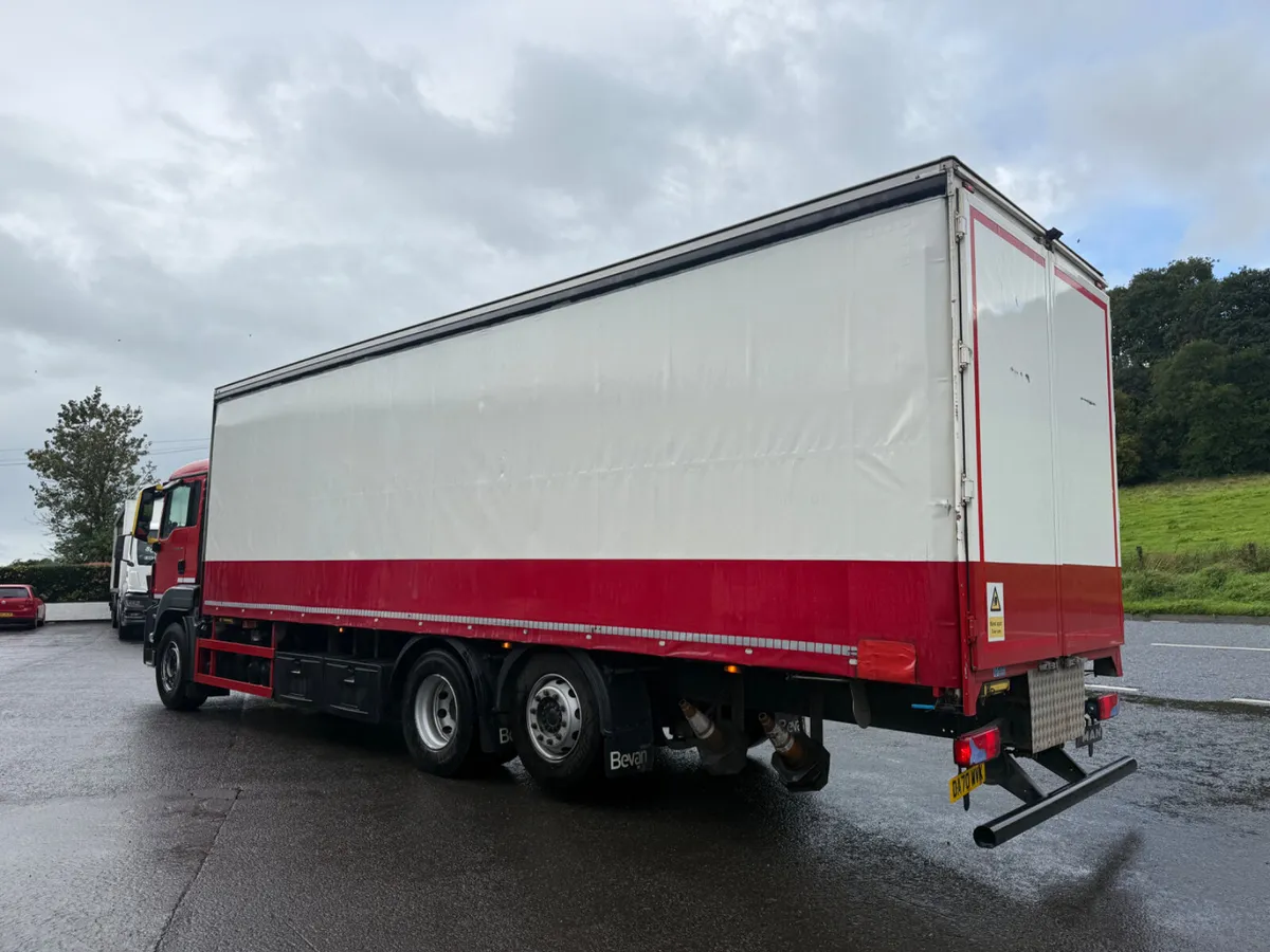 MAN TGS 26.330 - Image 4