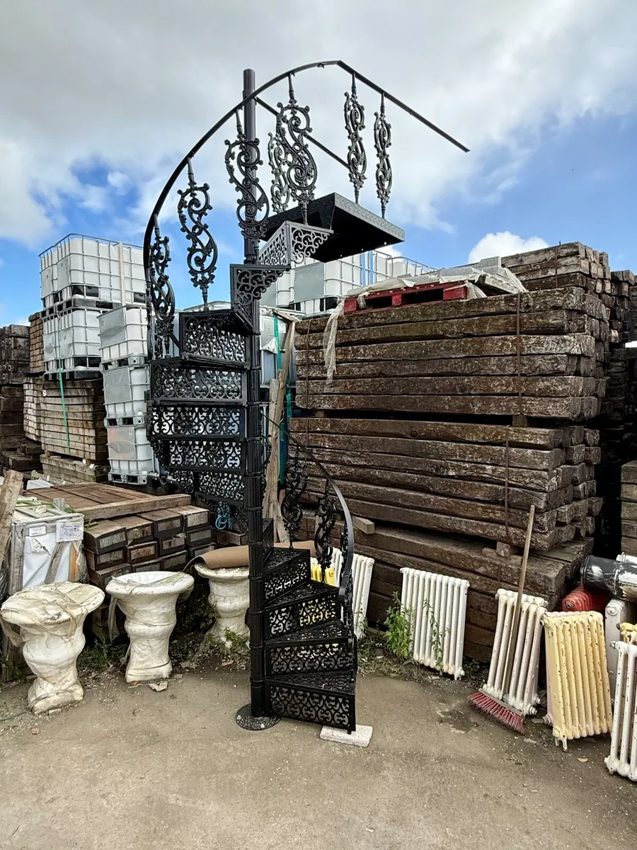 Heavy Cast Iron Spiral Staircases Style 001 - Image 1