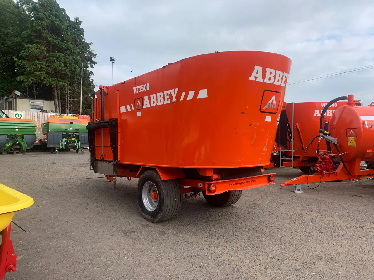 Abbey Feeder - Image 4