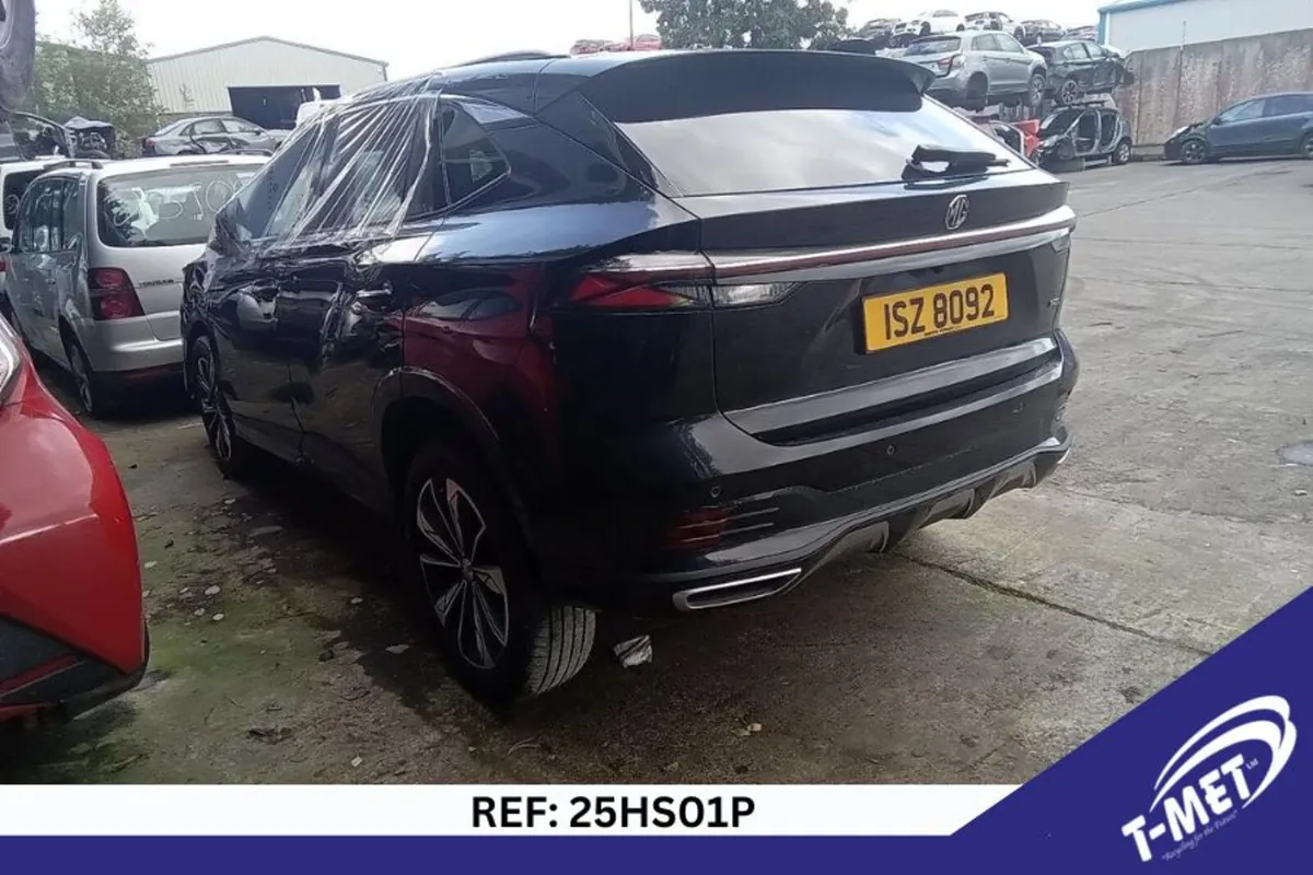 2025 MG HS BREAKING FOR PARTS - Image 3