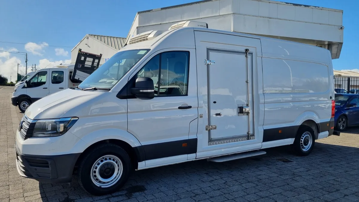 202 VW CRAFTER LWB FRIDGE FREEZER PLUGIN,RARE - Image 1