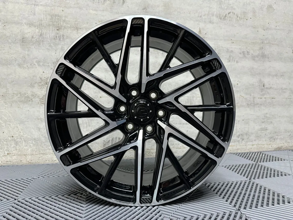 19"  VS8 Alloys  Ford Transit Custom Van 6x120 - Image 2