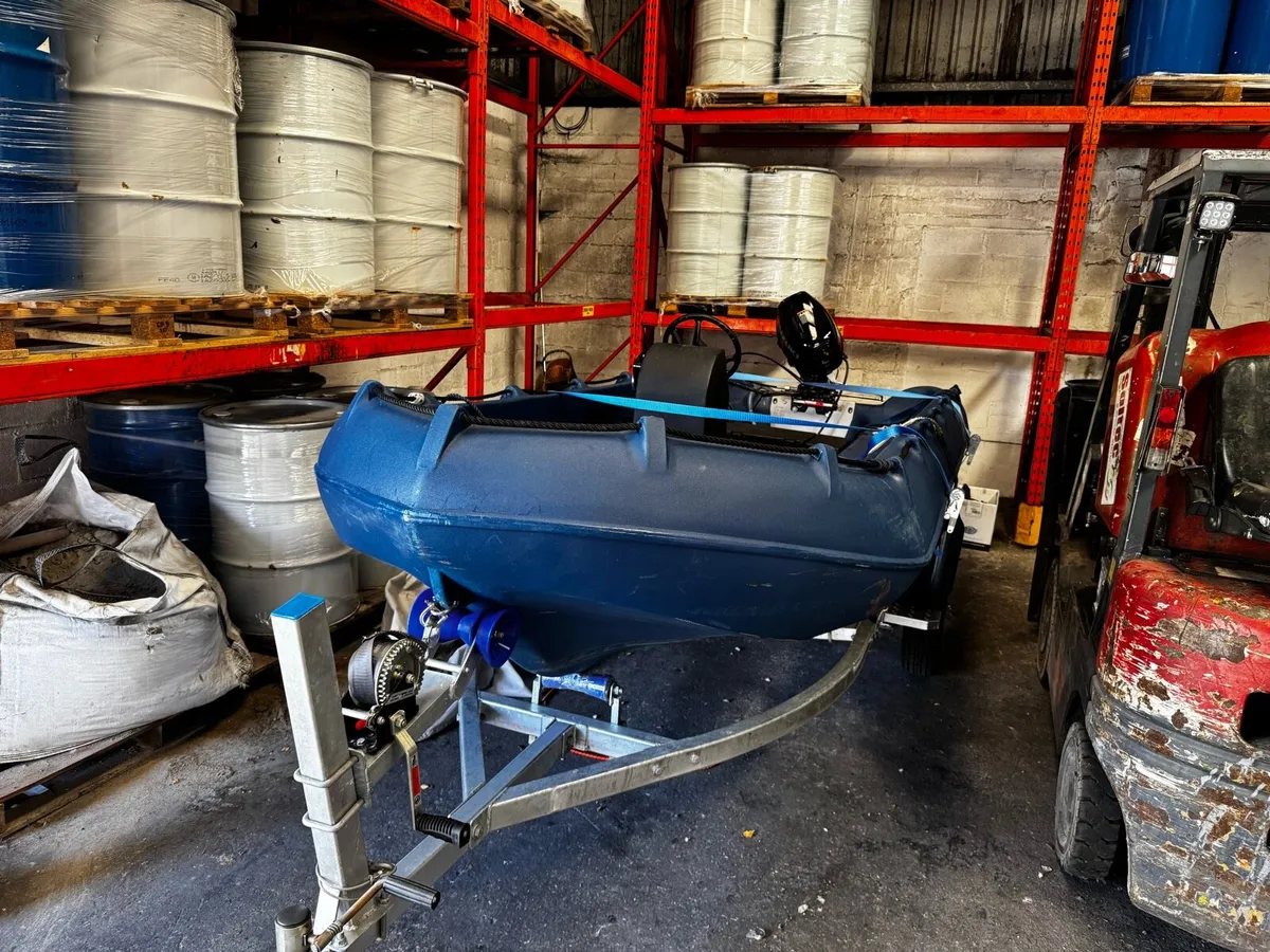 Boat for sale - Image 1