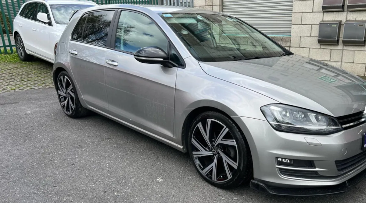 VW Golf R Style Alloys - Image 3