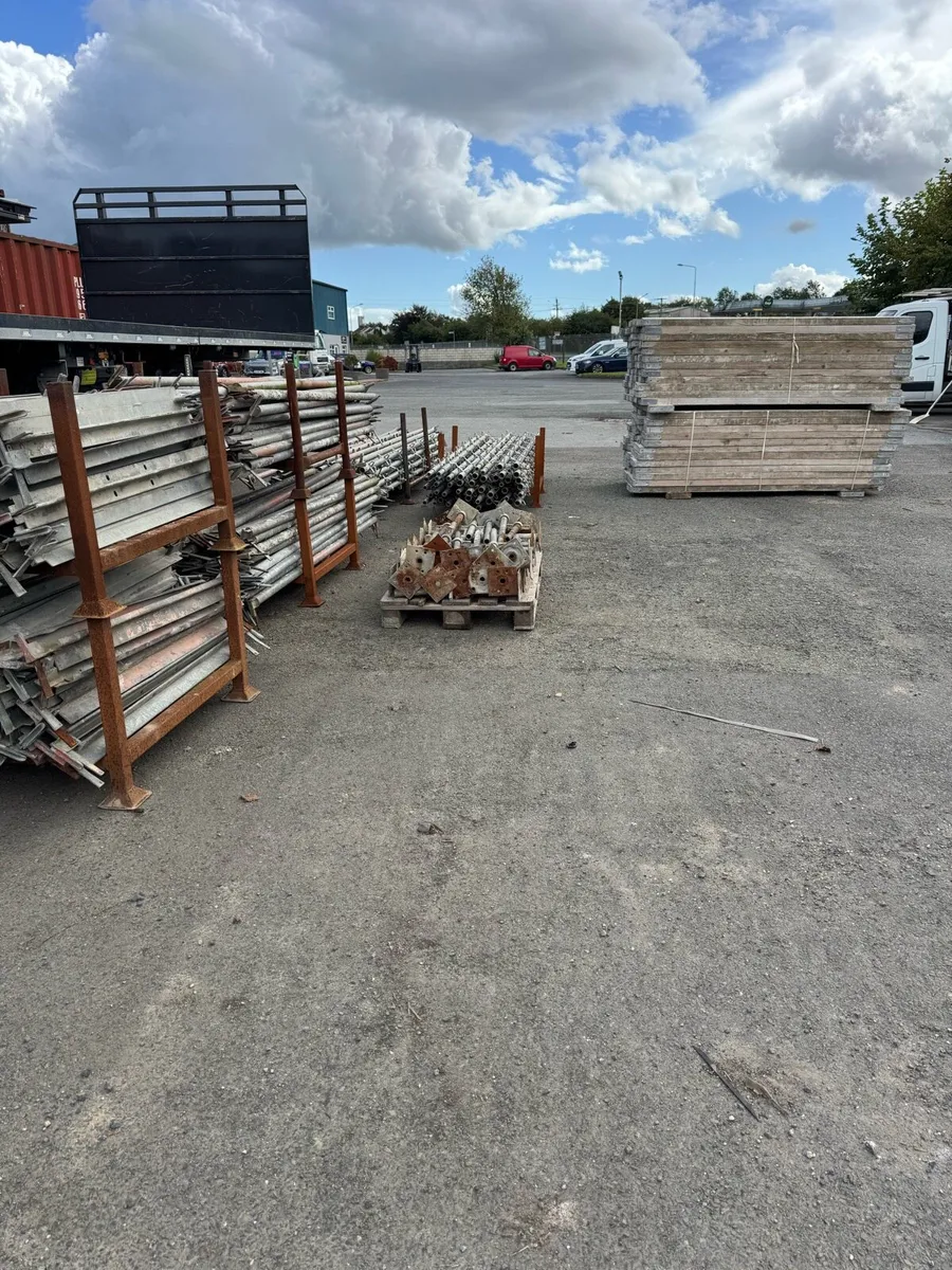 GALVANIZED SCAFFOLDING FOR FULL HOUSE - Image 3