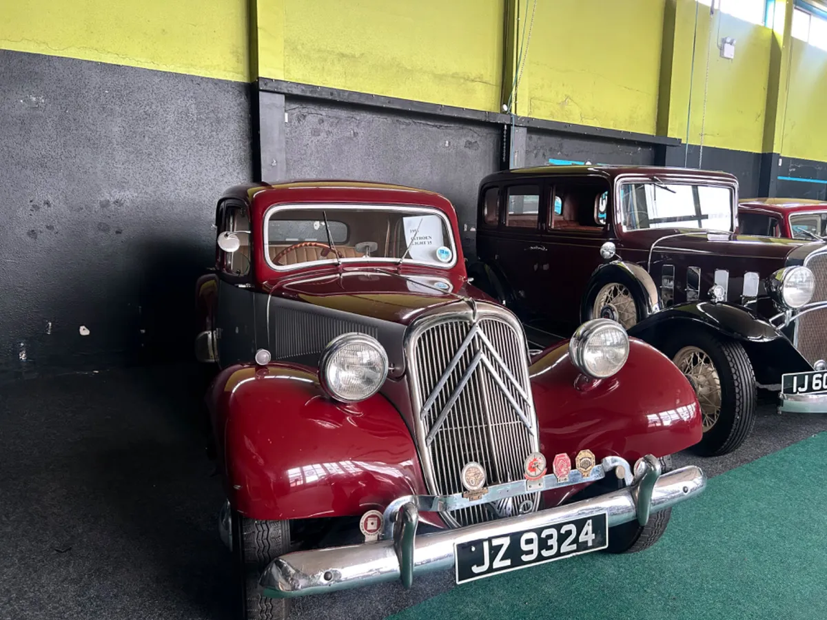 1953 Citroen Light 15 - Image 2