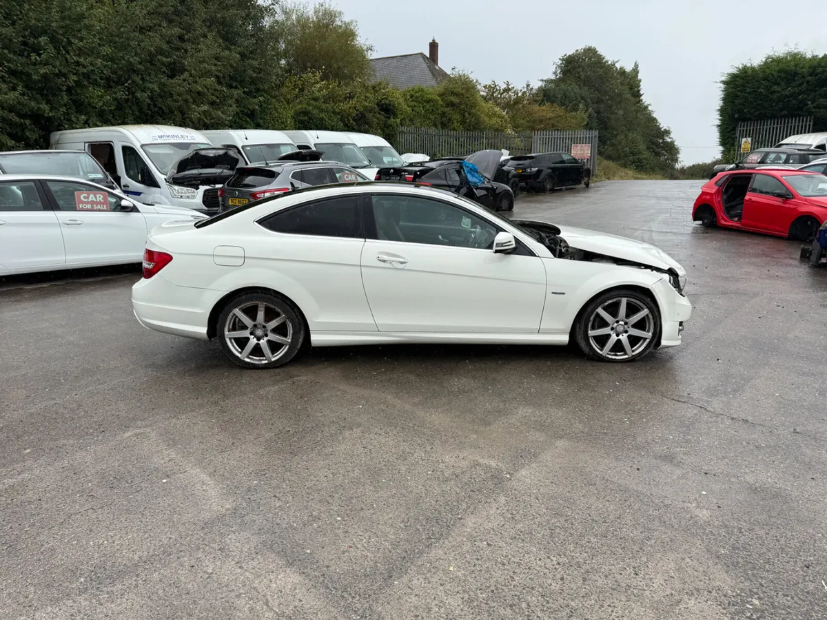 2011 Mercedes C220 AMG 3DR sport 2.2 - Image 3