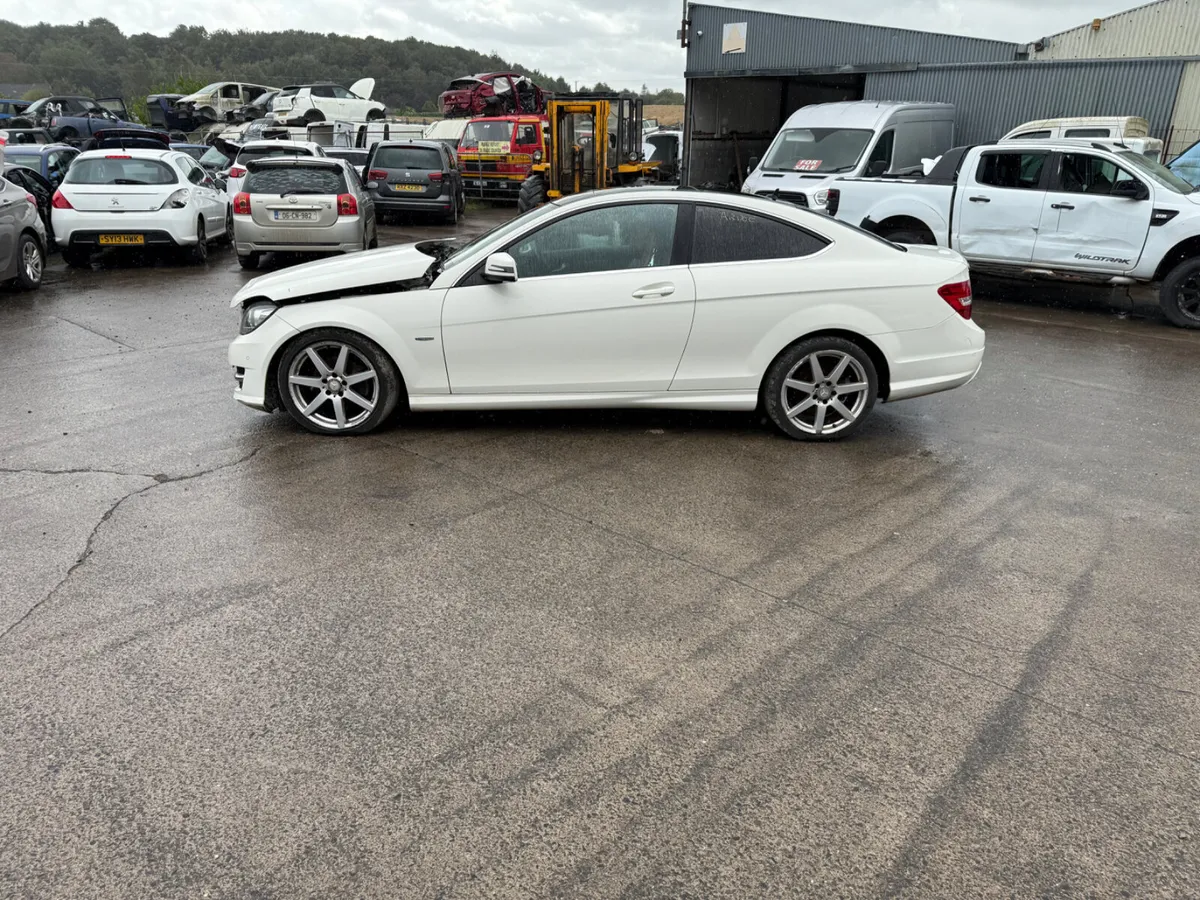 2011 Mercedes C220 AMG 3DR sport 2.2 - Image 4