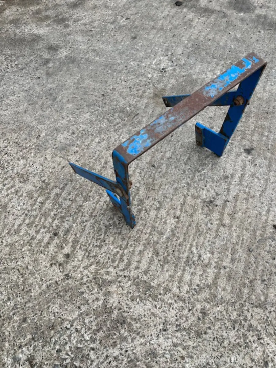 Grill Guard to suit Ford 6640, 7740, 7840 etc - Image 2