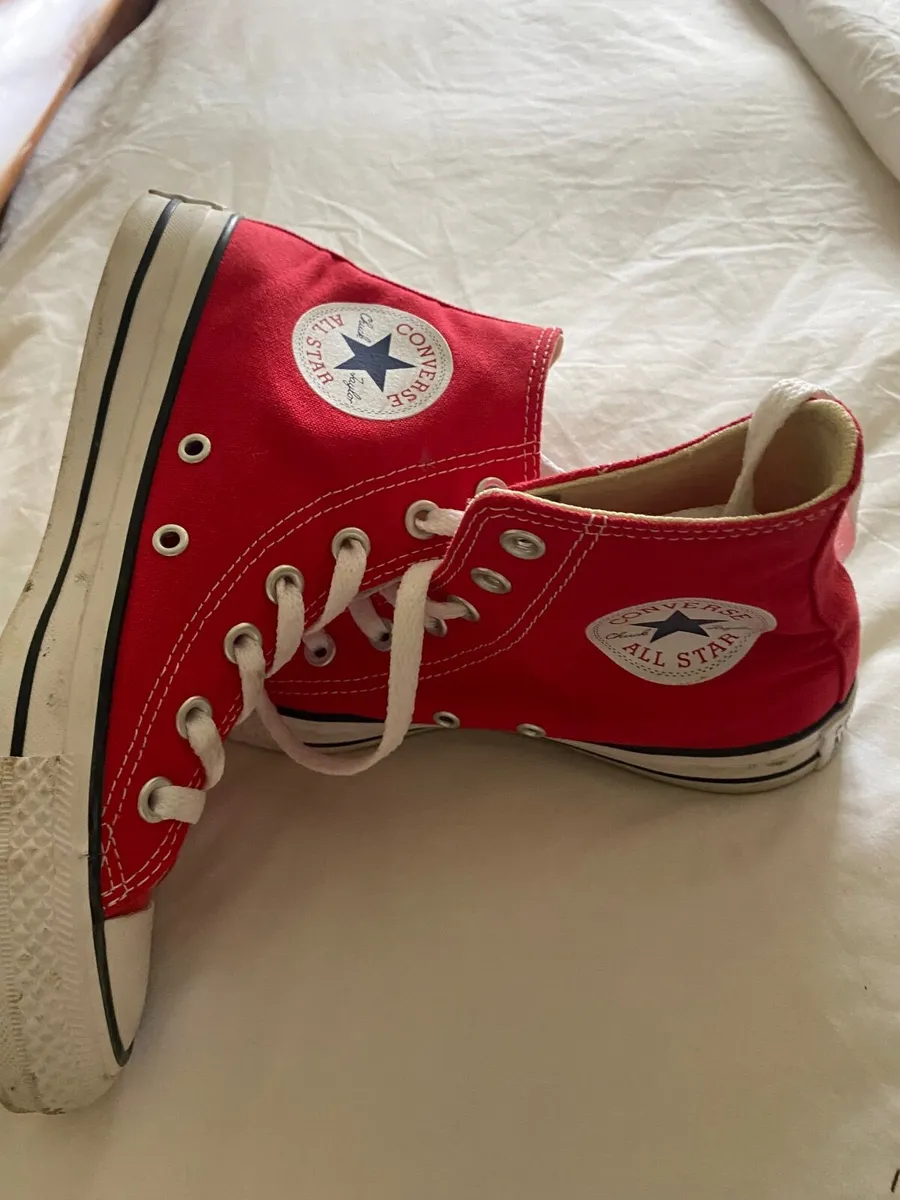Converse shoes - Image 3