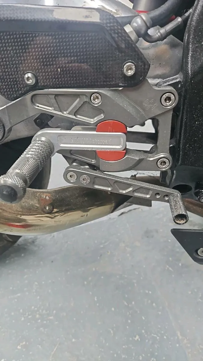 Motorcycle breakers - Image 4