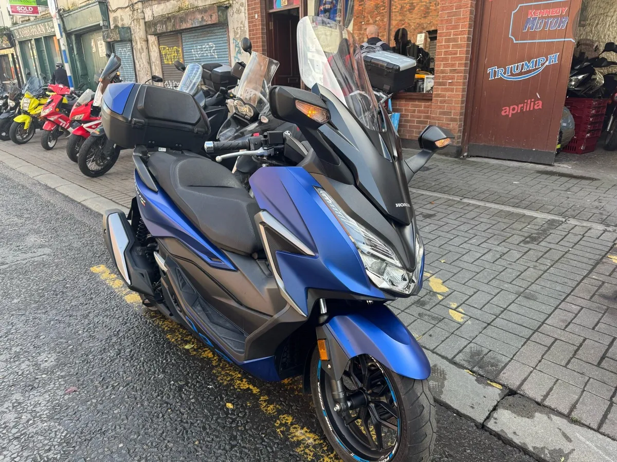 2024 Honda Forza 350 - Image 3