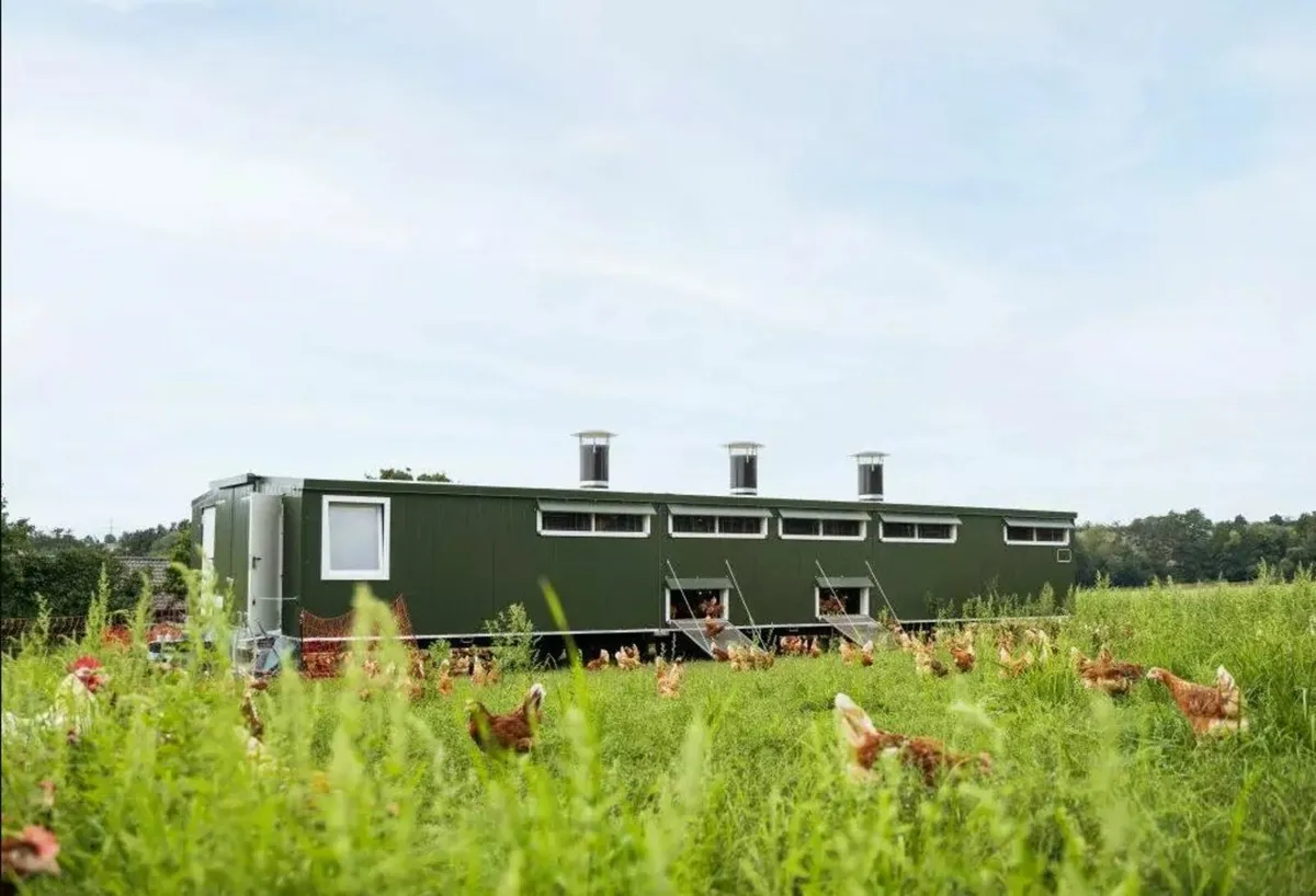 🐓 Farmermobil Mobile Poultry Houses - Image 1