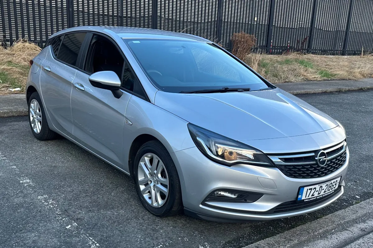 172 Opel Astra Commercial - Image 1