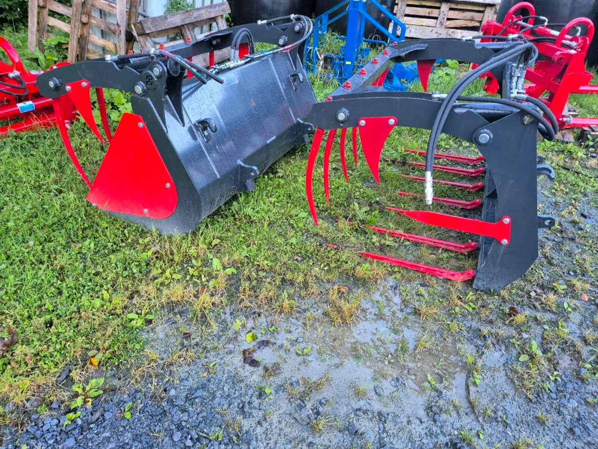 Tine and Bucket Grabs - Image 1