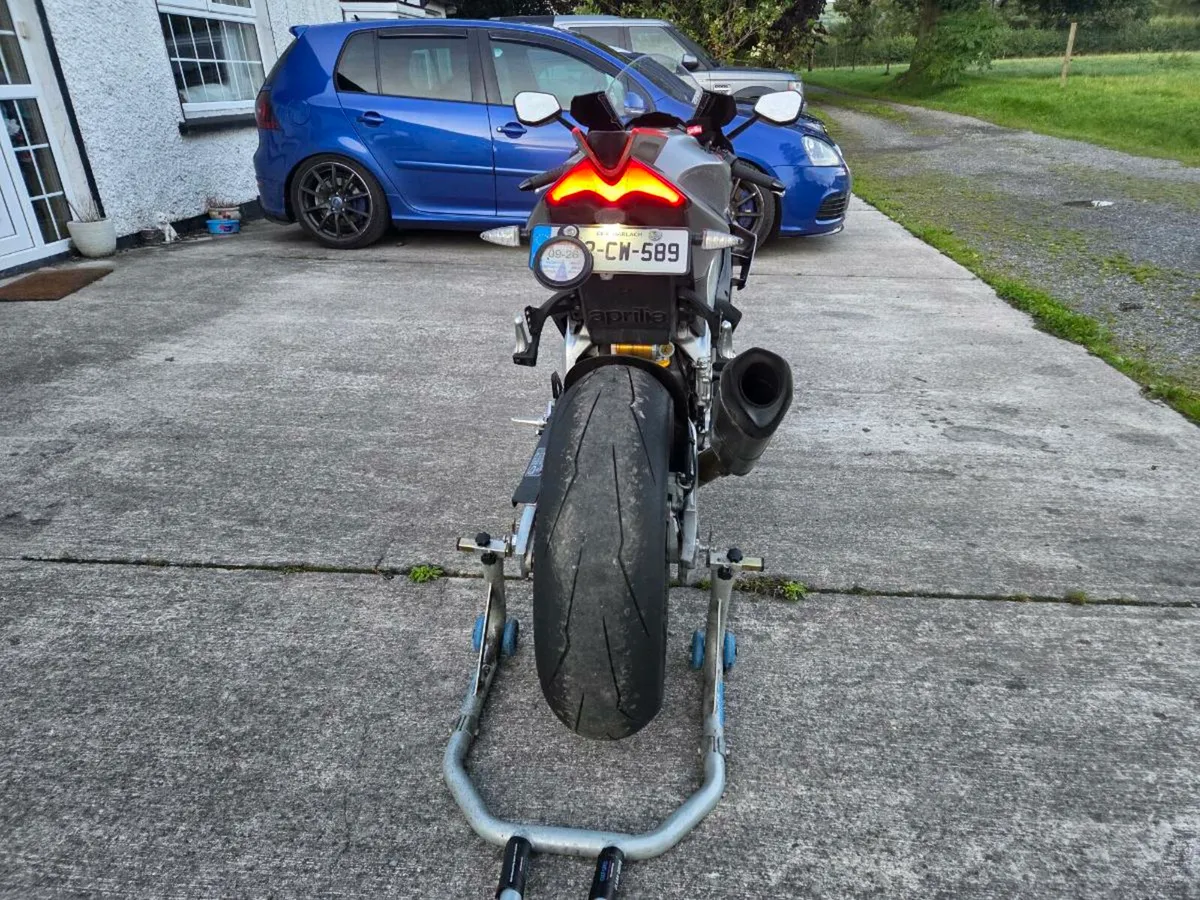 2024 Aprilia Rsv4 1100 rr - Image 3