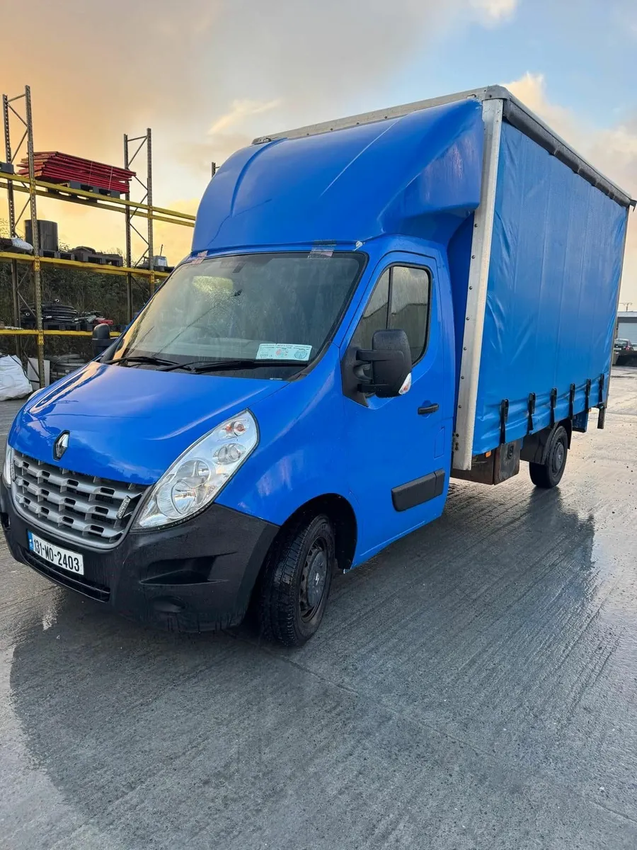 Renault Curtain Sider - Image 2