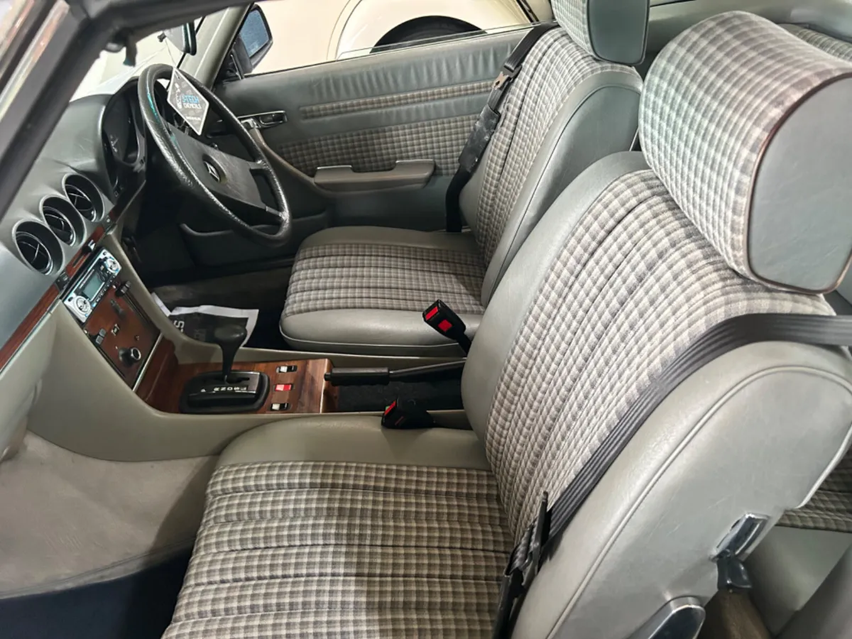 1982 Mercedes 380sl - Image 4