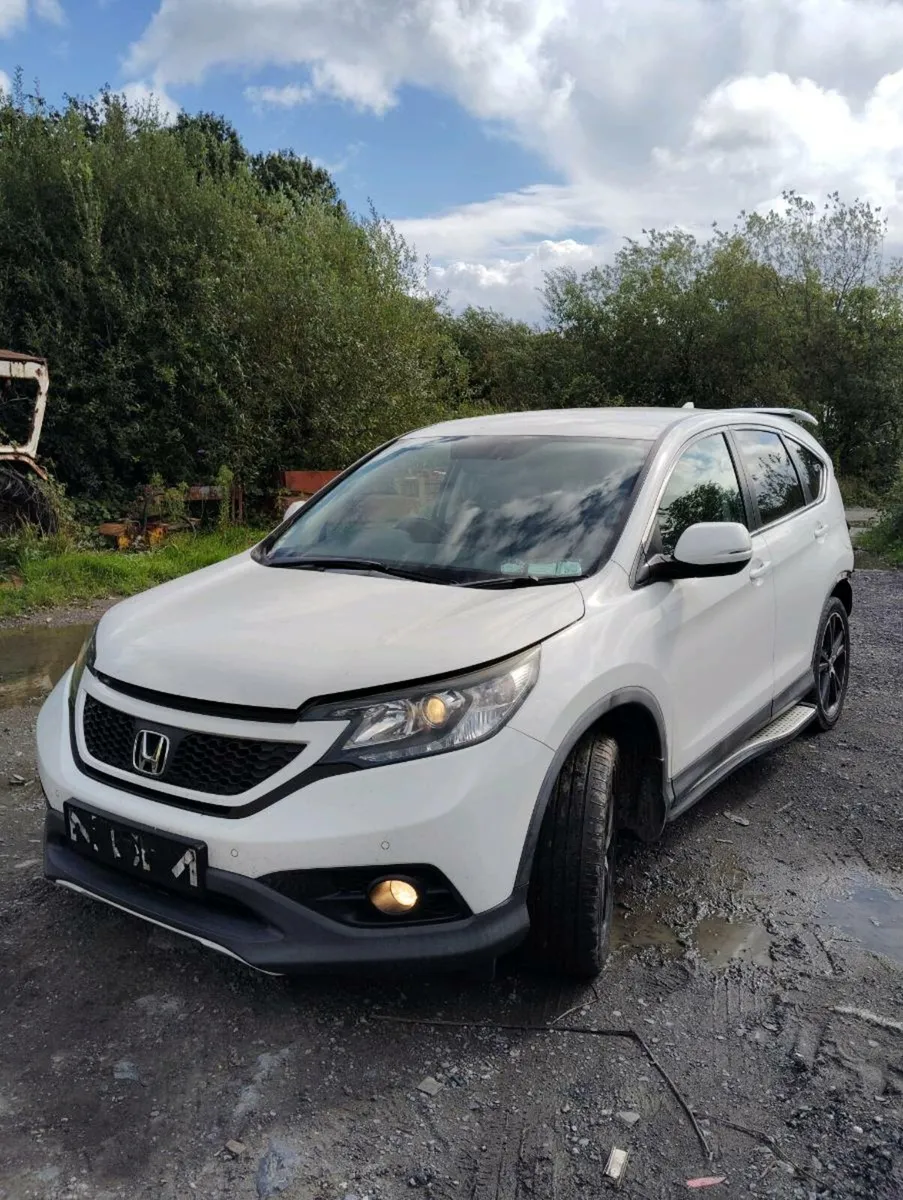 Breaking Honda CR-V 2014 diesel - Image 1