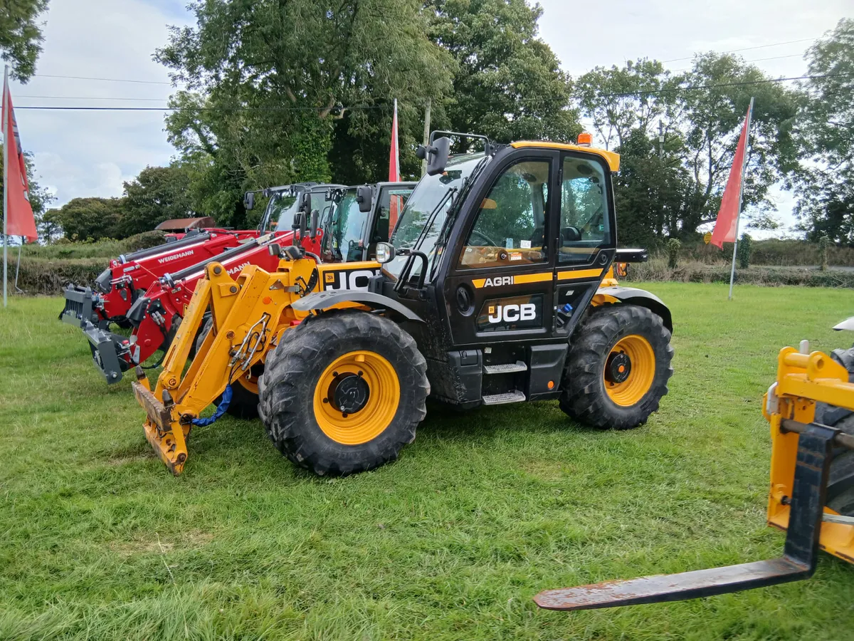 Selection of new and used - Image 4