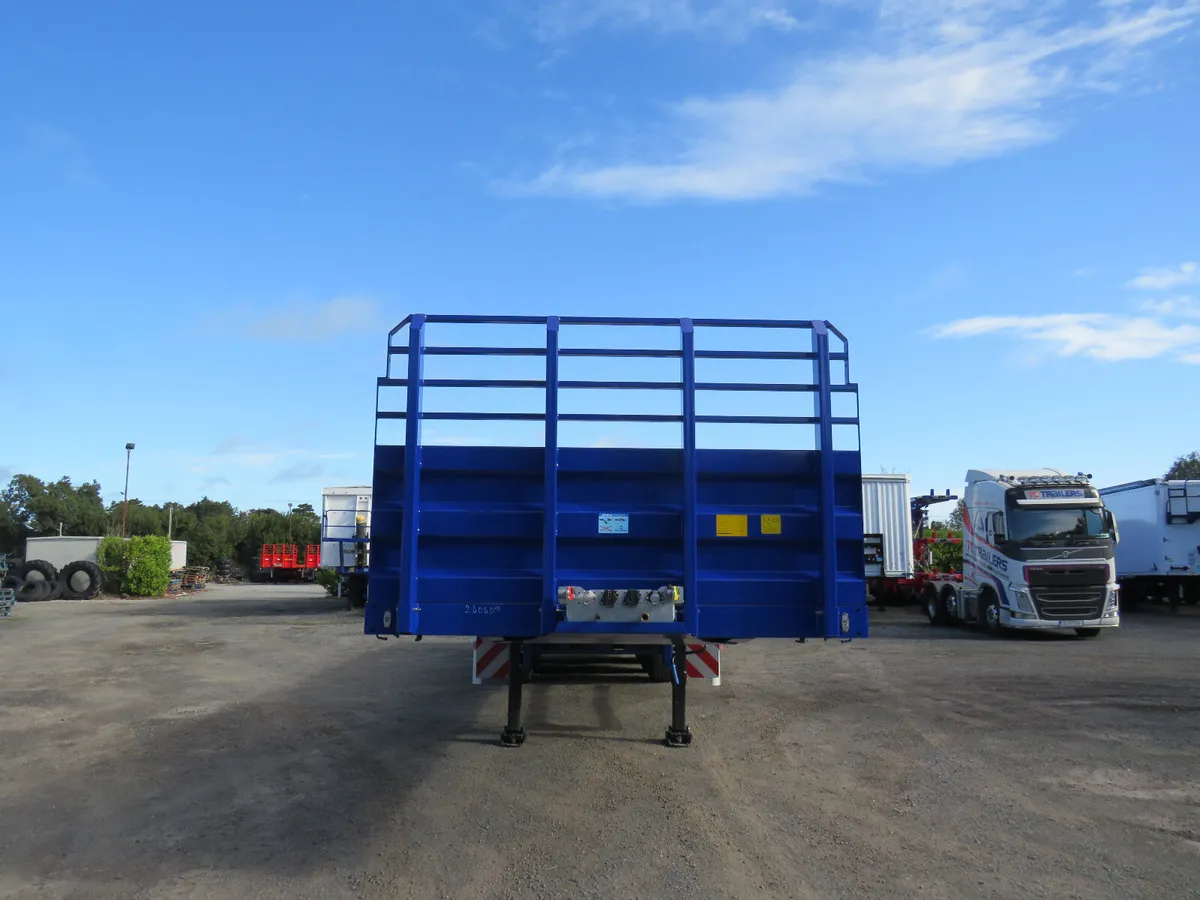 13.9m Flat Trailer - Image 3