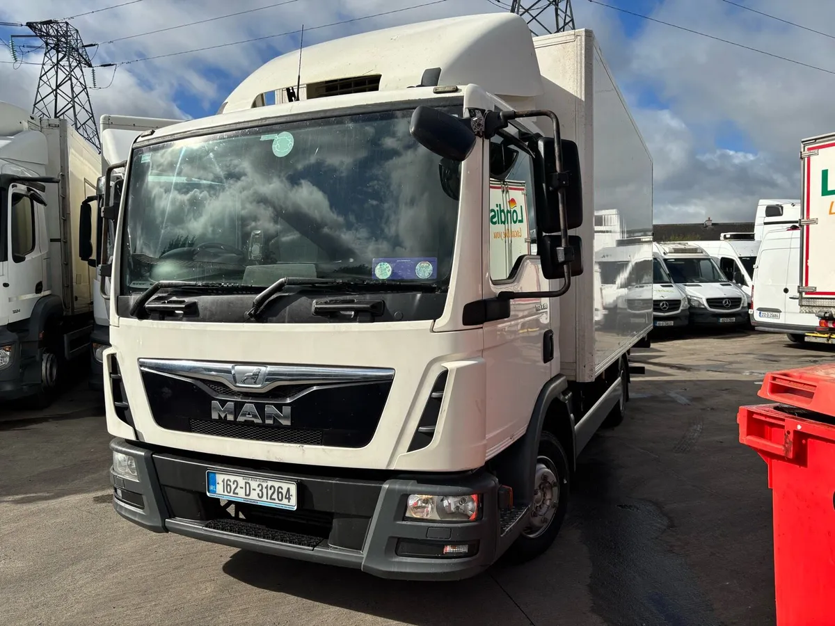 MAN TGL 8-160 Fridge - Image 1