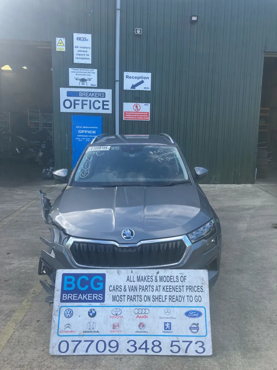 2025 skoda karoq 1.5 petrol parts breaking