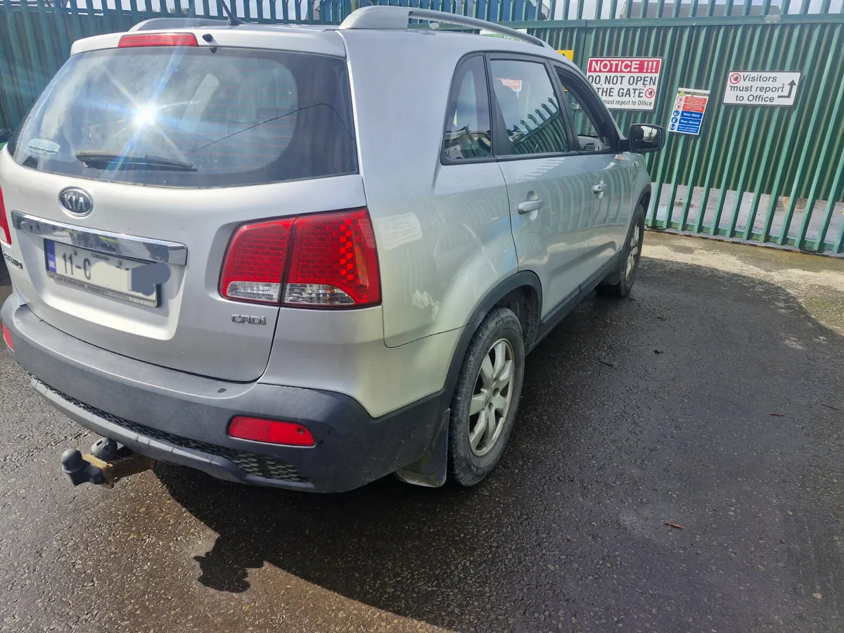 2011 KIA  SORENTO 2.2 - Image 4