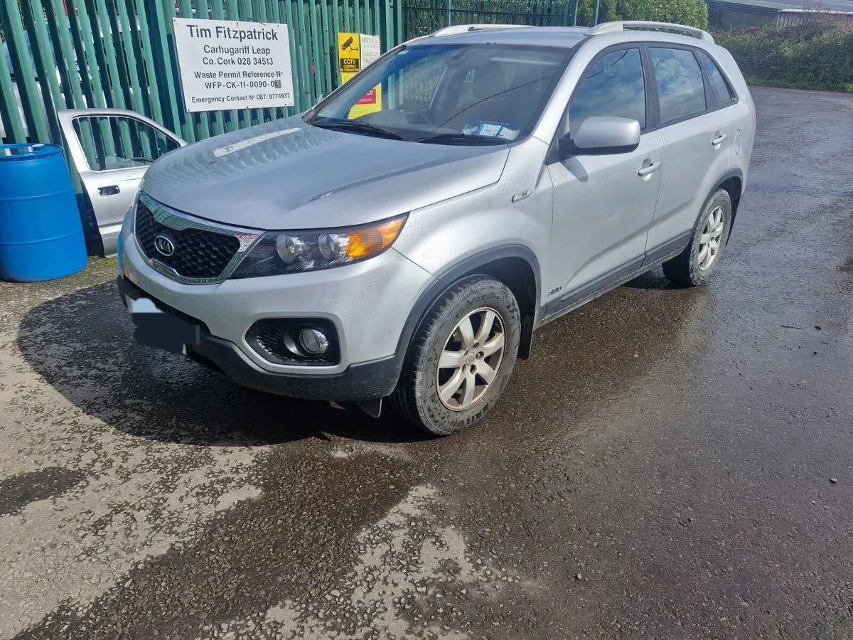 2011 KIA  SORENTO 2.2 - Image 1