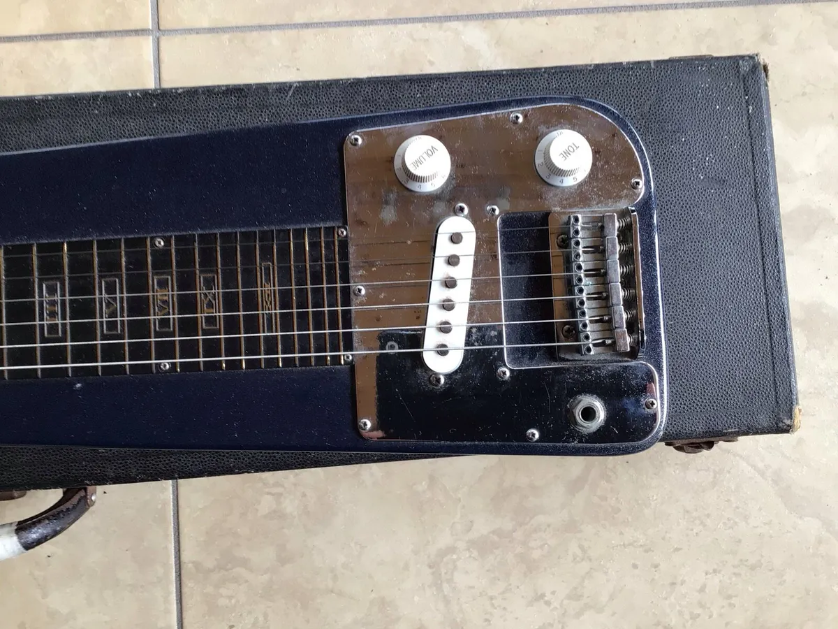 Artisan Lap steel Guitar - Image 2