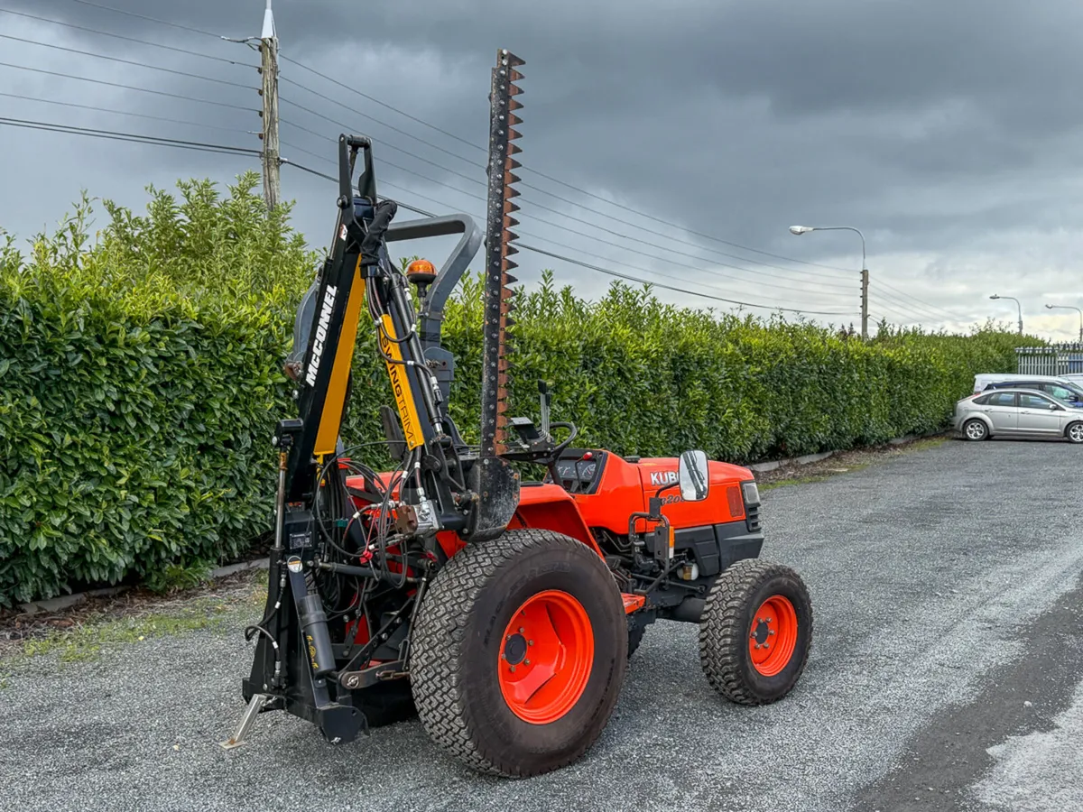2008 Kubota L3200 & New McConnel Swingtrim Bundle - Image 4