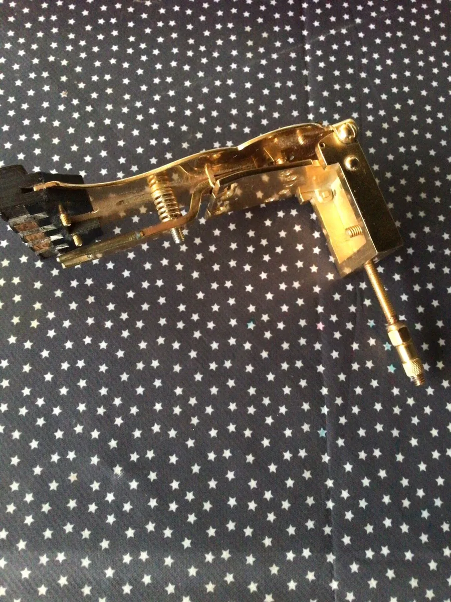 Banjo vintage tail pieces - Image 2