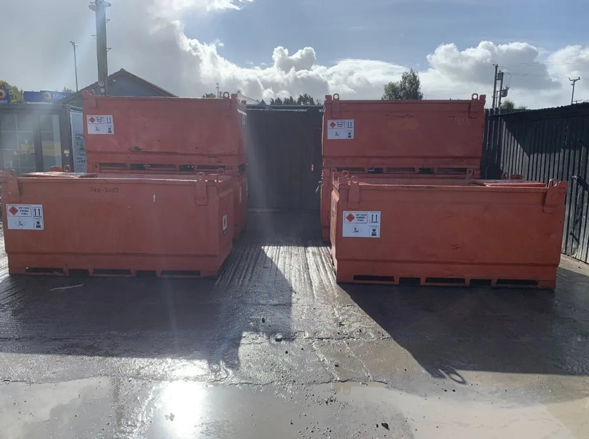 2000lt Transcube Bowser - Image 2