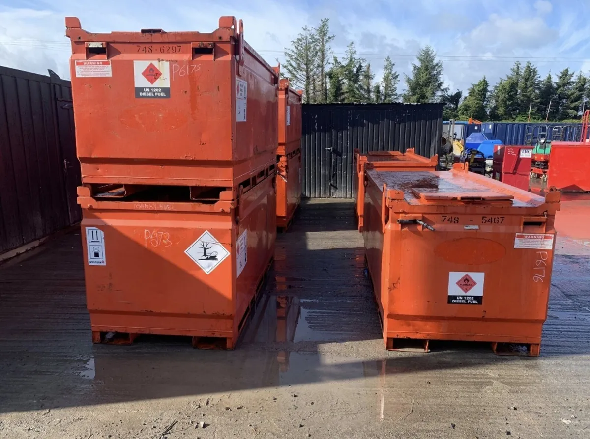 2000lt Transcube Bowser - Image 4