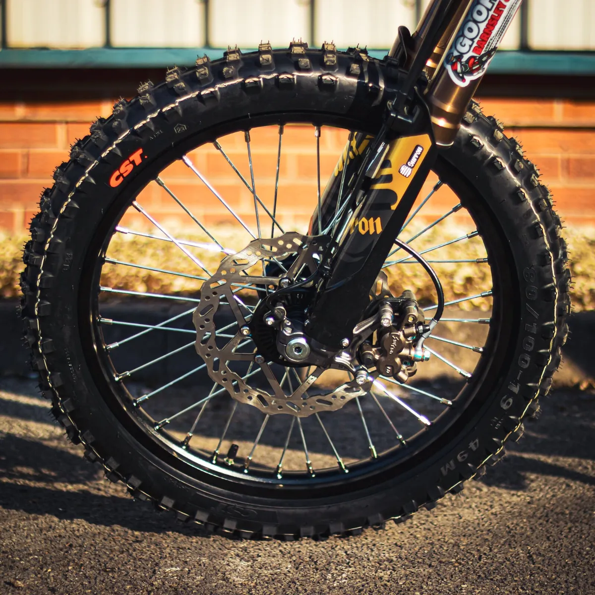 SURRON Ultra Bee IRE FASTEST ELECTRIC BIKE R-LEGAL - Image 4