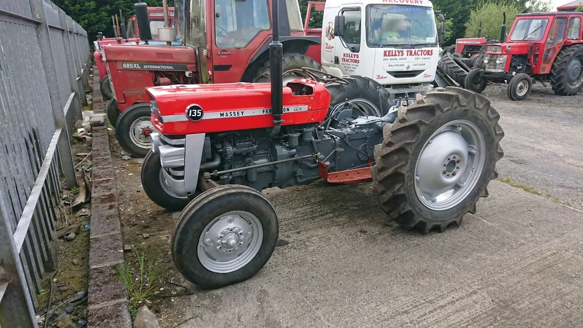 Massey Ferguson 135 - Image 2