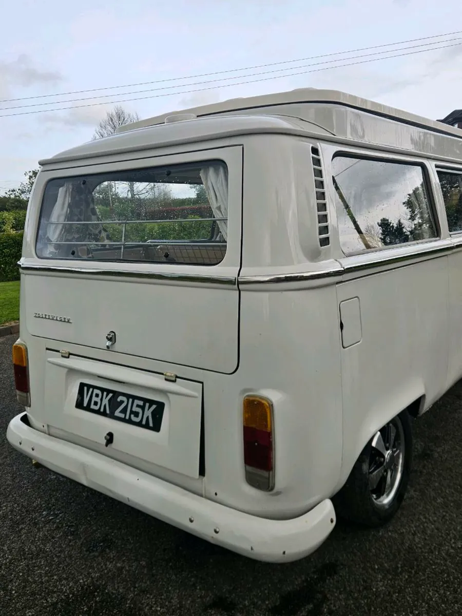 Volkswagon T2 camper van excellent condition - Image 3