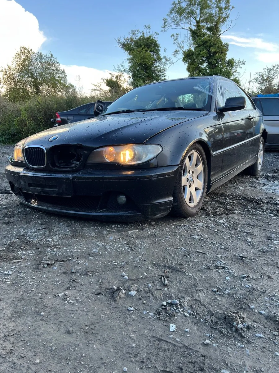Breaking bmw 318ci e46 3 series 2004 475/9 n42b20a - Image 1