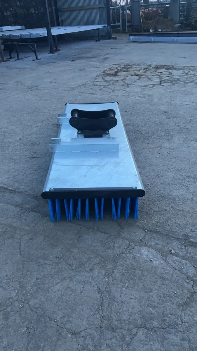 Digger brush - Image 4