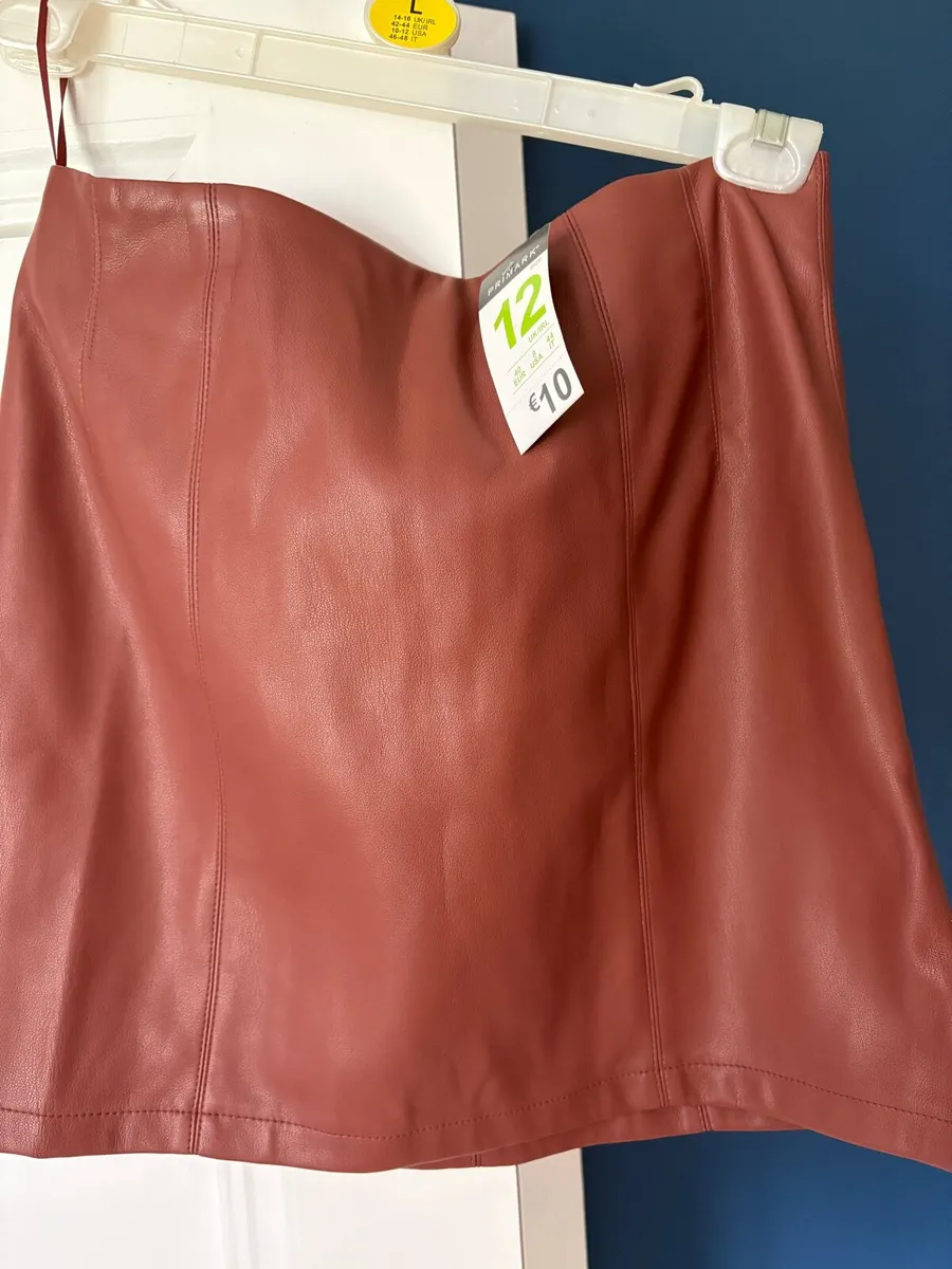 Ladies skirt - Image 2