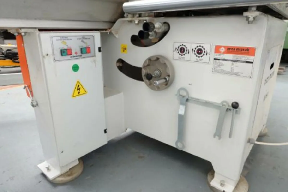 2018 Panel saw like new - Image 4