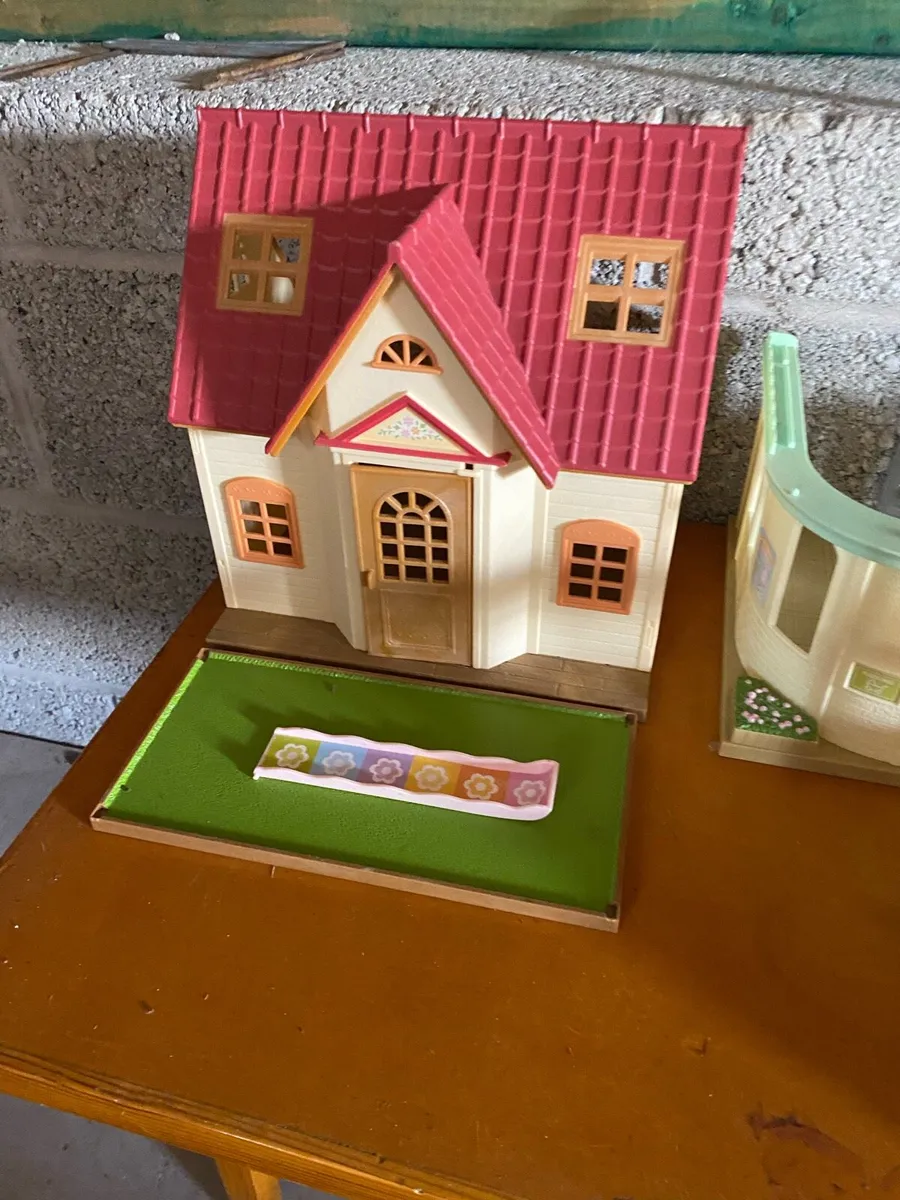 Slyvanian families - Image 1