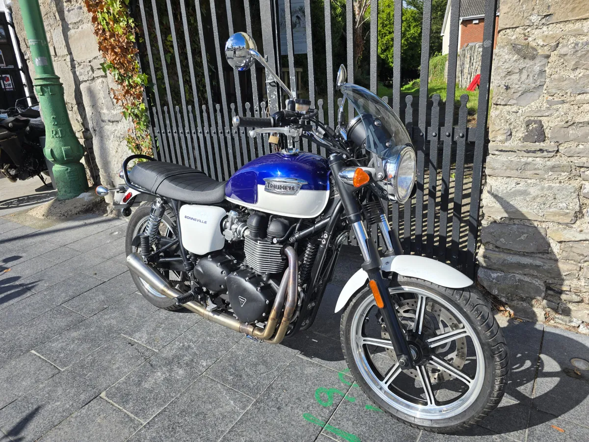 2015 TRIUMPH BONNEVILLE 865 MOTO4U - Image 2