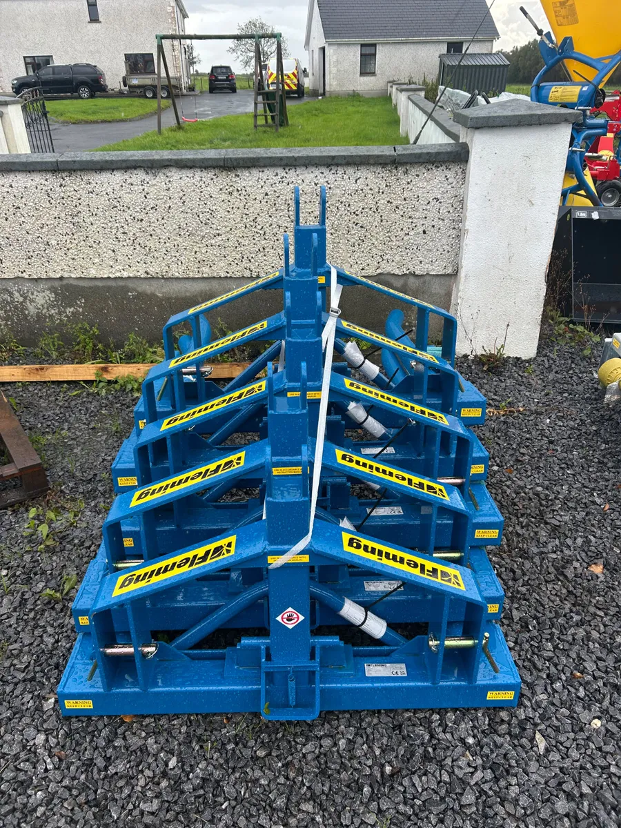 New Fleming single and double bale carriers - Image 2
